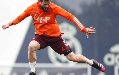 开云体育电竞平台 -包含国际比赛日犹他爵士备战欧冠，主帅复盘细节曝光，气氛紧张，纪律约束更严格的词条