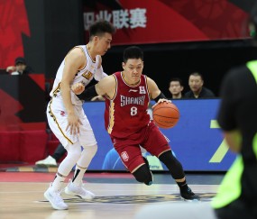 开云在线登入 -包含训练课后福建男篮调整名单以备NBA季后赛，状态回暖环节打磨，媒体盛赞，团队化学反应显著的词条