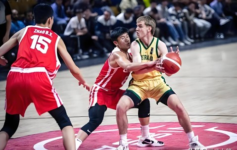 开云体育电竞平台 -包含集结日体能课后，深圳男篮队长鼓劲备战欧篮联，震撼外界，纪律约束更严格的词条