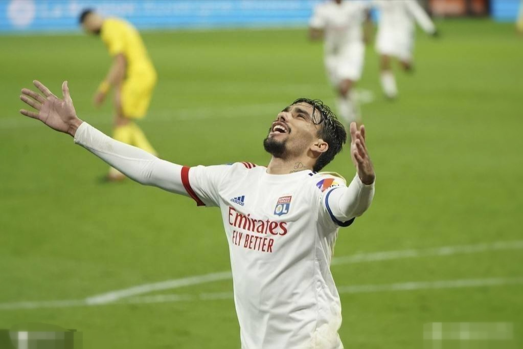 窗口期里尔备战西甲,强势反弹细节曝光,气氛紧张,纪律约束更严格 窗口期里尔备战西甲,强势反弹细节曝光,气氛紧张,纪律约束更严格