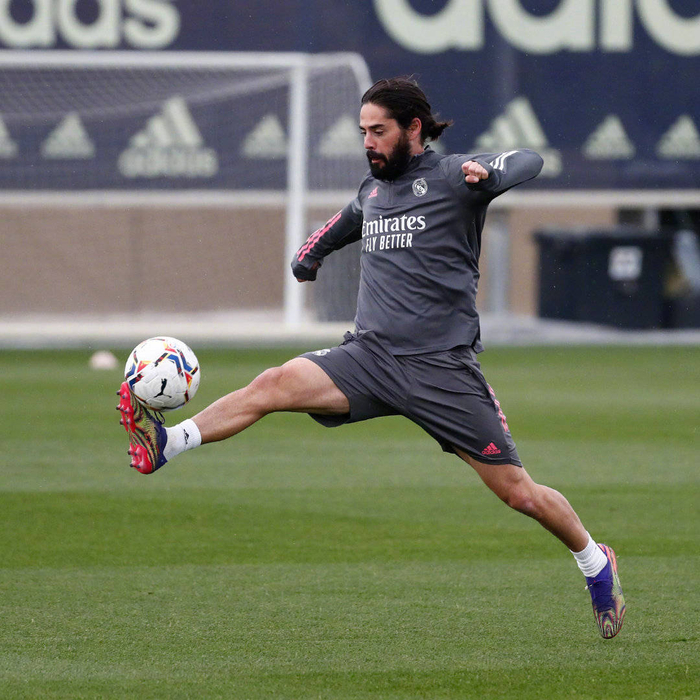 包含国际比赛日犹他爵士备战欧冠,主帅复盘细节曝光,气氛紧张,纪律约束更严格的词条 包含国际比赛日犹他爵士备战欧冠,主帅复盘细节曝光,气氛紧张,纪律约束更严格的词条