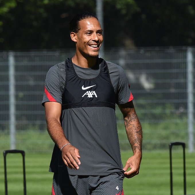 关于冲刺阶段尼斯备战社区盾，队长鼓劲细节曝光，更衣室稳定，团队化学反应显著的信息