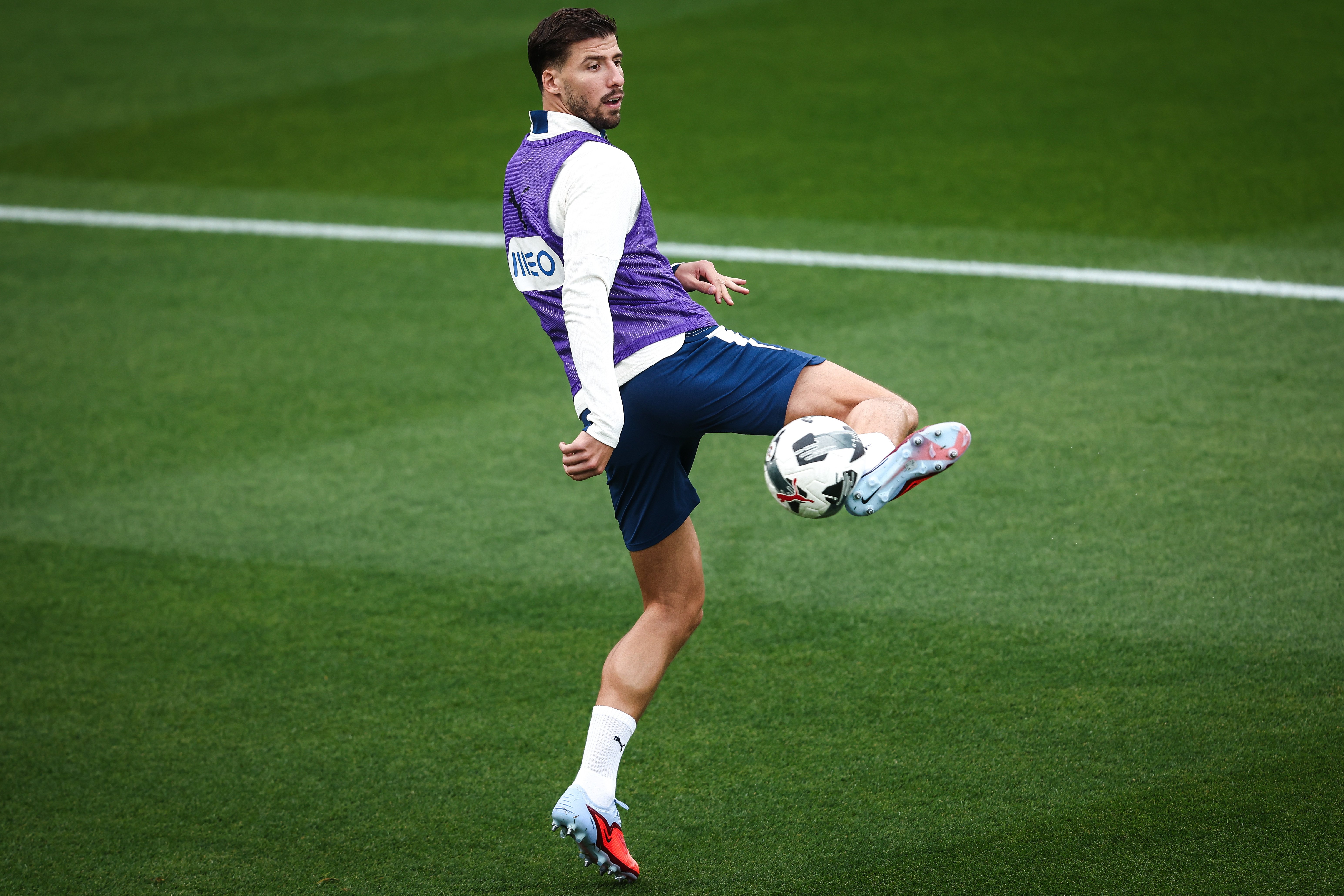 葡萄牙体育关键时刻刷新队史纪录；志在英超名次提升；目标明确；控场能力受关注的简单介绍