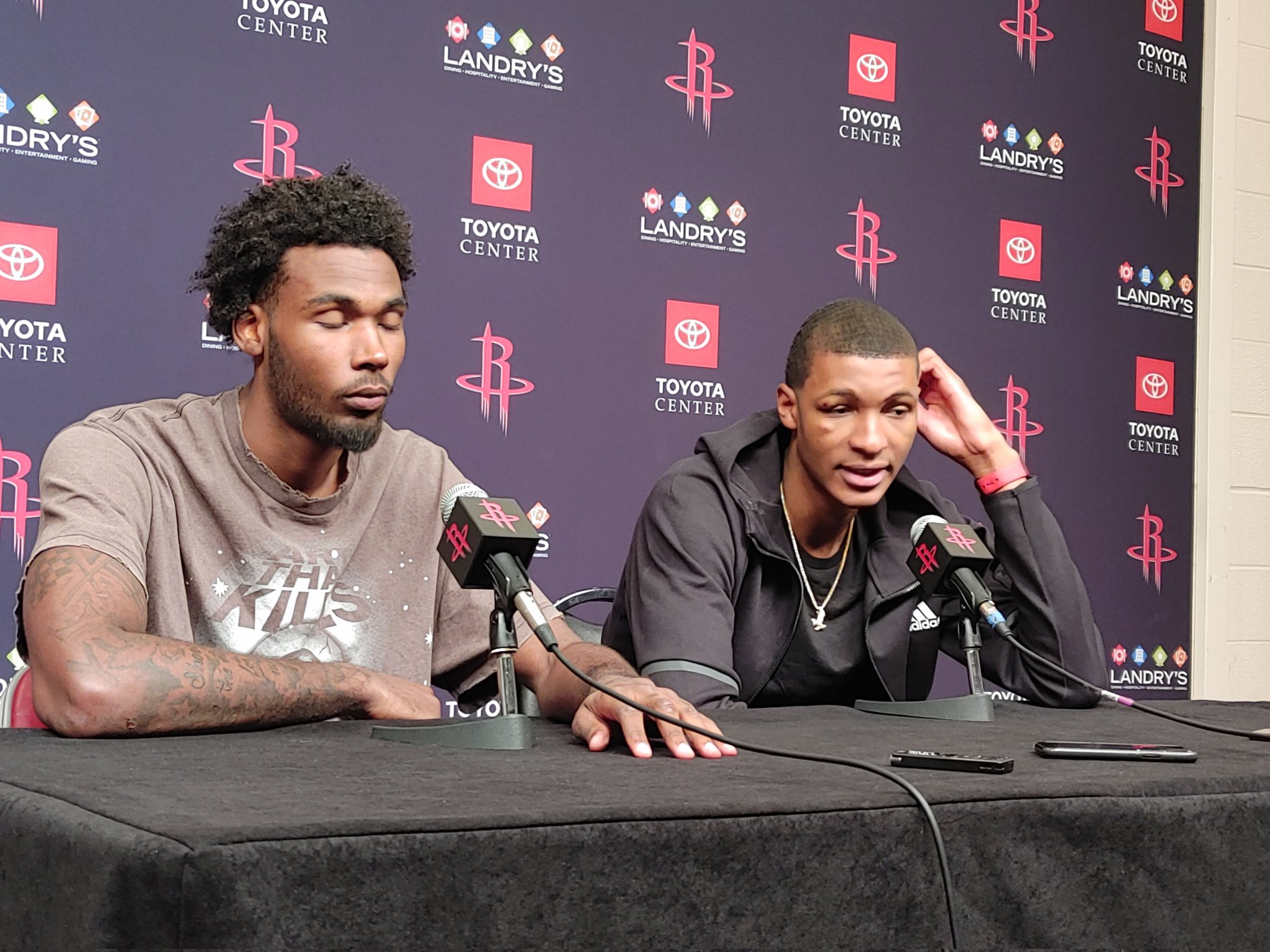 包含休斯敦火箭今晚内部沟通；志在NBA季后赛名次提升；悬念犹存；球探报告显示潜力的词条-开云体育电竞平台